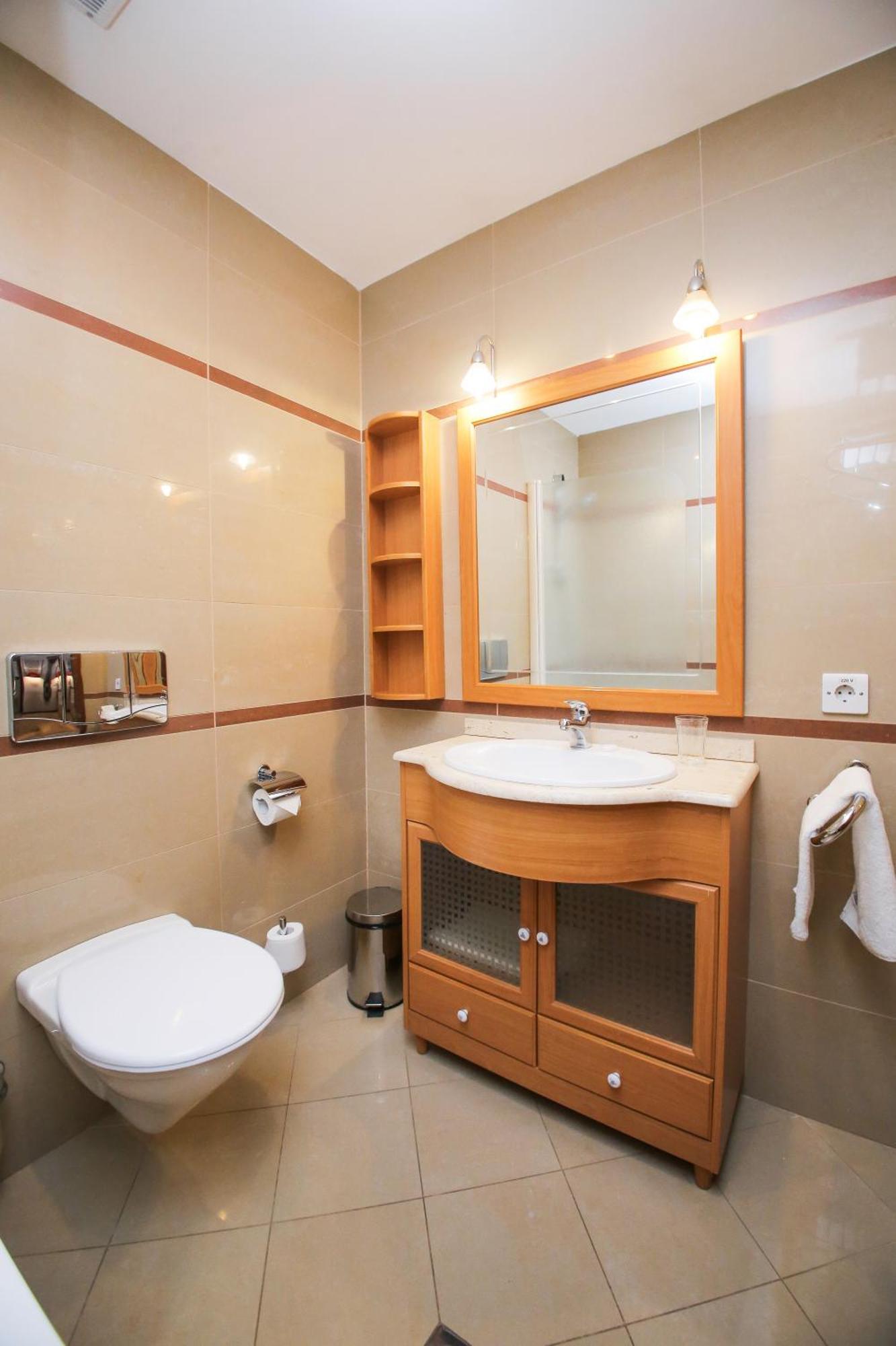 Chagala Atyrau Hotel Buitenkant foto